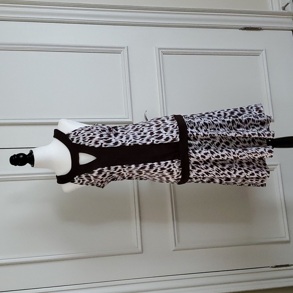 Skirt Set M Chapter One - Picture 1 of 5